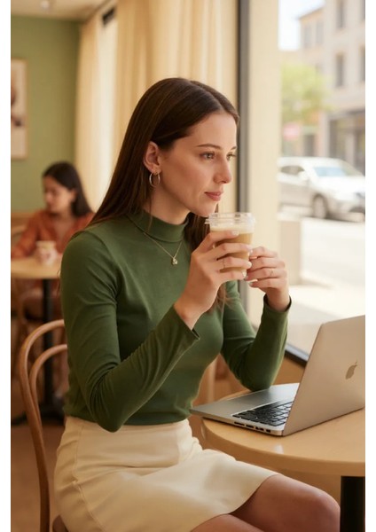 Kadın Haki Yeşili Parmak Detaylı Esnek Uzun Kollu Body indirimleri