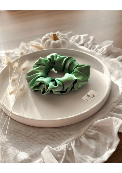 Kadın Saten Toka - Pastel Fıstık – Tekli Lüks Lastik Model Scrunchie fiyatları