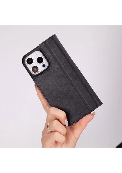 Buğz Apple iPhone 16 Pro Max Uyumlu, Hakiki Deri, El Yapımı, Cüzdanlı Kılıf, Parlak Siyah fırsatları