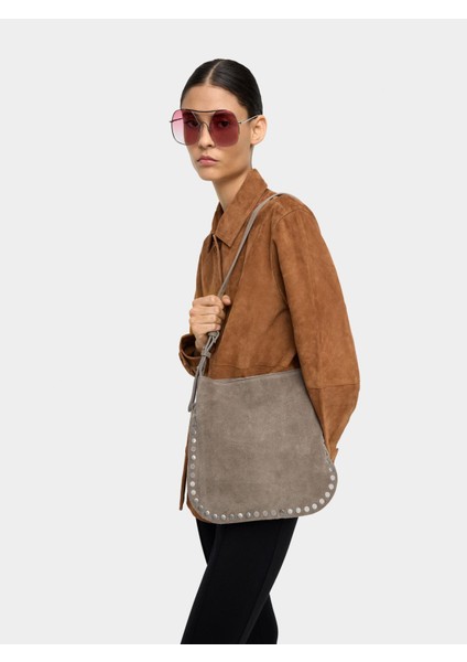 Zımba Detaylı Süet Deri Çapraz Askılı Çanta