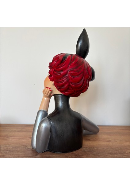 Kahve Fincanlı Kız indirimleri