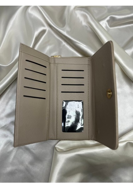 Kadın Krem Renk Suni Deri El Cüzdanı fiyatları