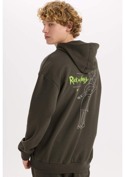 Rick and Morty Boxy Fit Kapüşonlu Sırt Baskılı Sweatshirt C6508AX24AU