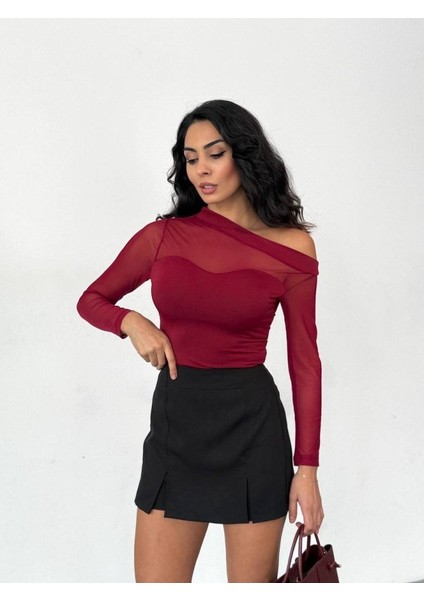 Kadın Uzun Kollu Omuz Dekoltesi ve Transparan Tül Detay Bluz