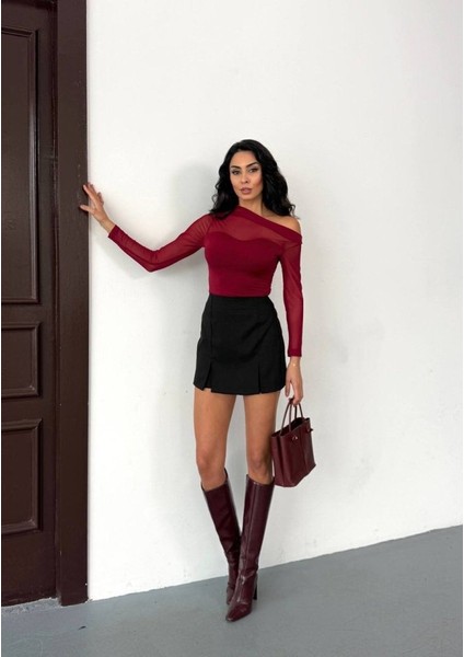 Kadın Uzun Kollu Omuz Dekoltesi ve Transparan Tül Detay Bluz modelleri