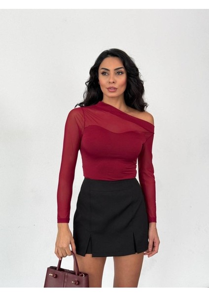 Kadın Uzun Kollu Omuz Dekoltesi ve Transparan Tül Detay Bluz fırsatları