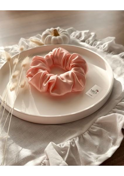 Kadın Saten Toka - Pure Somon – Tekli Lüks Lastik Model Scrunchie fiyatları