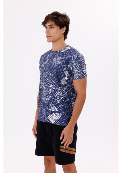 Modern Baskı Detaylı Hafif Jarse Kumaş Rahat Kalıp Bisiklet Yaka Tişört fiyatları