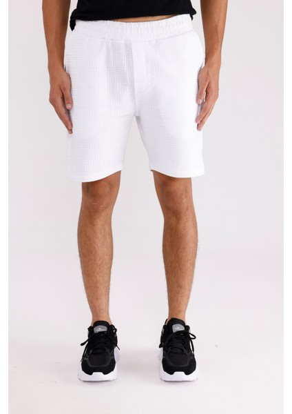 Petek Dokulu Esnek Bel Yan Cepli Fermuarlı Arka Cepli Yumuşak Pamuklu Rahat Kalıp Diz Üstü Şort