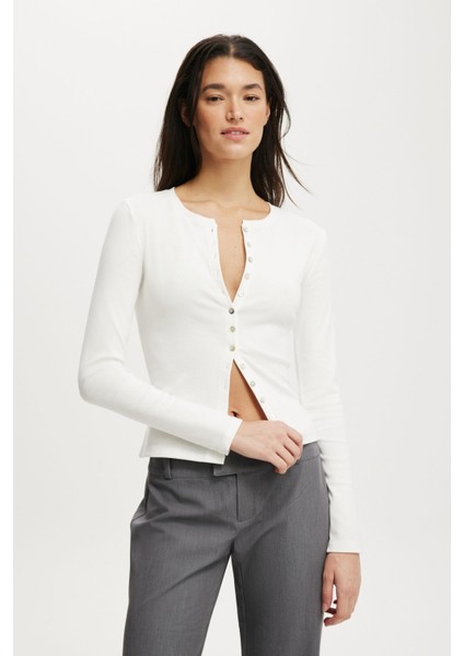 Beyaz Slim Fit Düğmeli Kadın Hırka MG2580