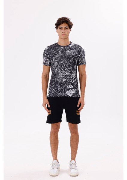 Modern Baskı Detaylı Hafif Jarse Kumaş Rahat Kalıp Bisiklet Yaka Tişört