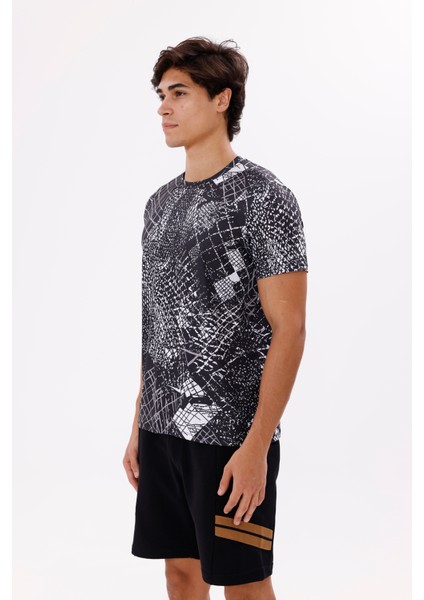 Modern Baskı Detaylı Hafif Jarse Kumaş Rahat Kalıp Bisiklet Yaka Tişört fiyatları