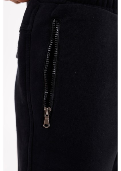 Yanları Fermuarlı Cepli Esnek Bel Lastikli Düz Paça Rahat Kalıp Eşofman Altı indirimleri