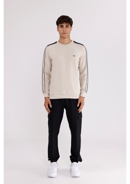 Selanik Doku Yumuşak Tutuşlu Rahat Kalıp Yuvarlak Yaka Esnek Manşetli Sweatshirt