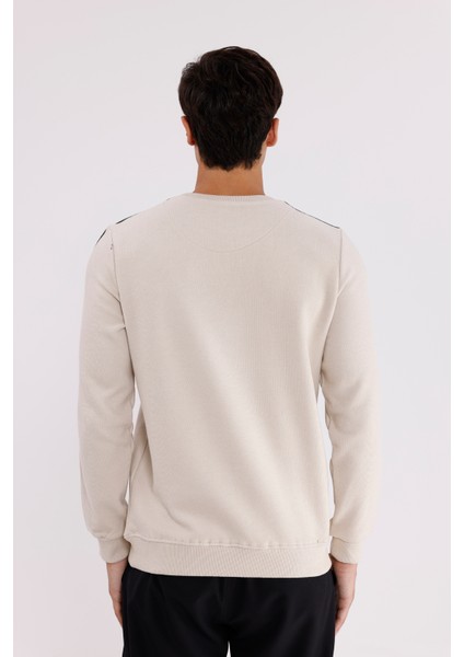 Selanik Doku Yumuşak Tutuşlu Rahat Kalıp Yuvarlak Yaka Esnek Manşetli Sweatshirt modelleri