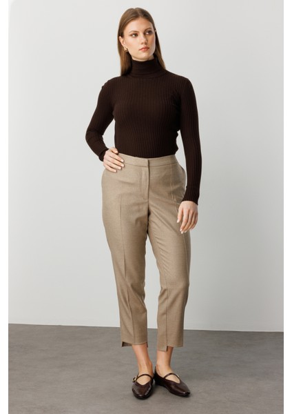 Kadın Büyük Beden Zikzak Desenli Dar Paça Pantolon 5535 Camel fiyatları