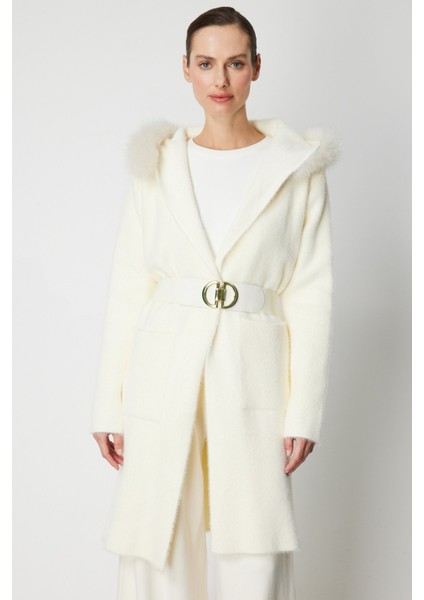 Kadın Yakası Kürklü Peluş Hırka 63911 Krem