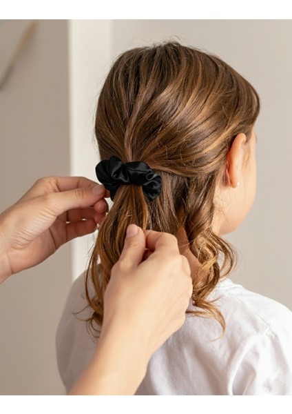 Çocuk Saten Toka - Sonsuz Siyah – Tekli Lüks Lastik Model Scrunchie modelleri