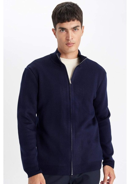 Standart Fit Normal Kesim Dik Yaka Fermuarlı Triko Hırka C8158AX24AU