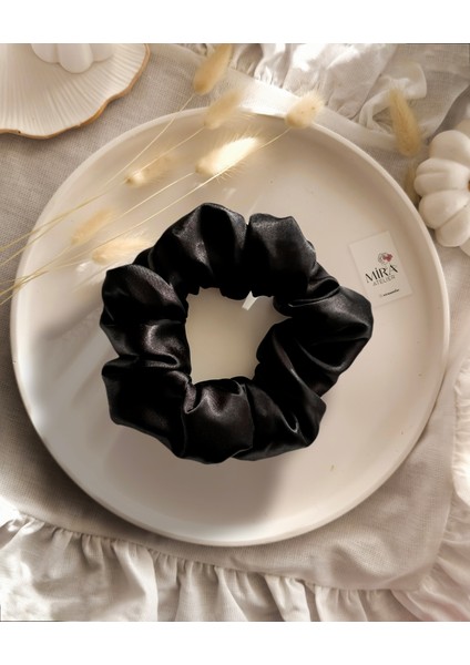 Kadın Saten Toka - Sonsuz Siyah – Tekli Lüks Lastik Model Scrunchie
