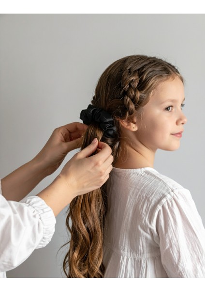 Kadın Saten Toka - Sonsuz Siyah – Tekli Lüks Lastik Model Scrunchie modelleri