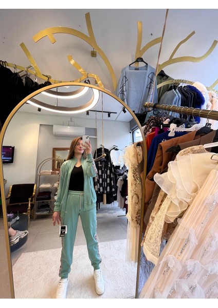 Kadın Mint Yeşili Şerit Detaylı Ikili Eşofman Takımı – Lüks, Rahat ve Şık Spor Takım fiyatları