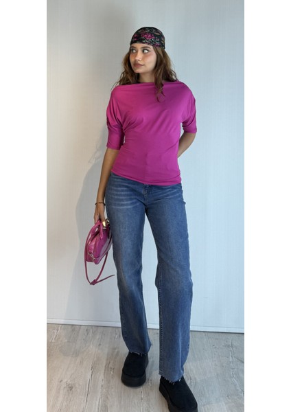 Kadın Yarasa Kollu Madonna Yaka Detaylı Yarım Kol Bluz fiyatları