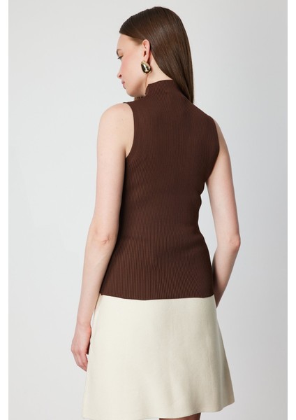 Kadın Taşlı Kolsuz Triko Bluz 66375 Kahverengi modelleri