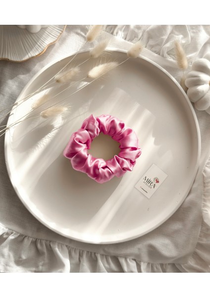 Çocuk Saten Toka - Şeker Pembesi – Tekli Lüks Lastik Model Scrunchie