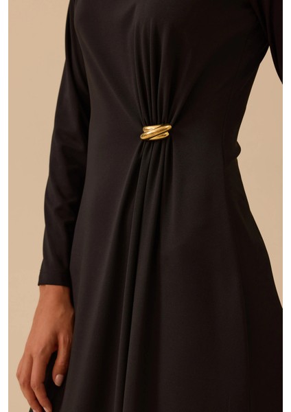 Kadın Metal Aksesuarlı Drapeli Elbise 1025 Siyah modelleri