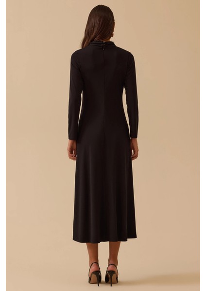 Kadın Metal Aksesuarlı Drapeli Elbise 1025 Siyah fırsatları