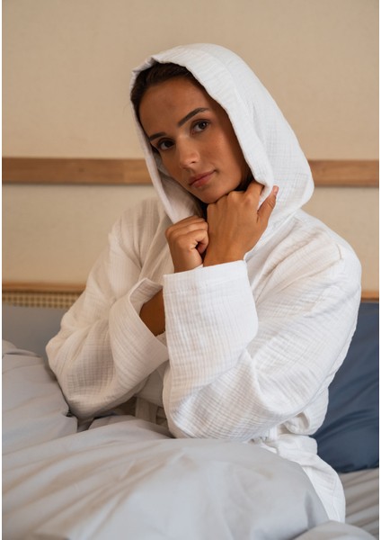 % 100 Pamuk 4 Kat Müslin Ünisex Kapşonlu Bornoz Beyaz S/m fiyatları