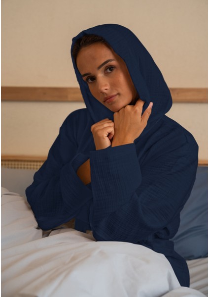 % 100 Pamuk 4 Kat Müslin Ünisex Kapşonlu Bornoz Lacivert S/m fiyatları