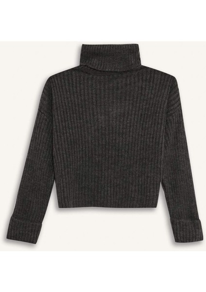 Oversize Geniş Kalıp Balıkçı Yaka Triko Kazak