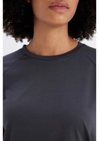 Crop Bisiklet Yaka Sporcu Modal Kısa Kollu Tişört D1280AX24HS