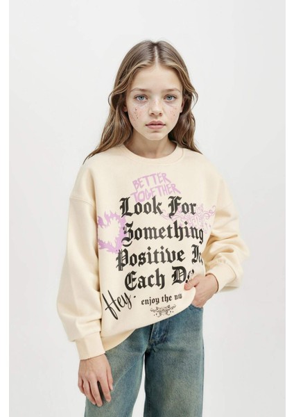 Kız Çocuk Relax Fit Bisiklet Yaka Baskılı Sweatshirt