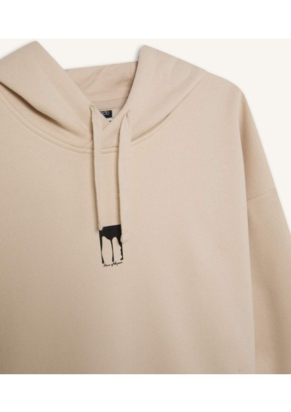Oversize Geniş Kalıp Kapüşonlu Sırt Baskılı Sweatshirt