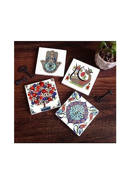 Şahmeran, Çini Sanatı, Nar Ağacı, Fatma Ana Eli Taş Bardak Altlığı Seti - 4 Parça - Dekoratif, Rustik Mutfak Aksesuarı, 10X10 Cm, Kaydırmaz Tabanlı, Şık ve Dayanıklı SC186 modelleri