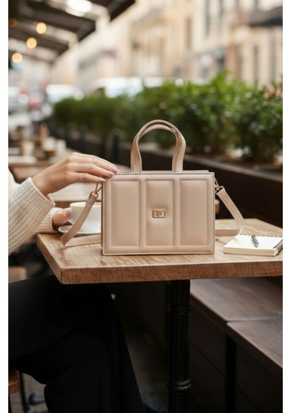 Kadın Vizon Peluş Charm Hediyeli Suni Deri Kadın El/omuz Çantası fiyatları