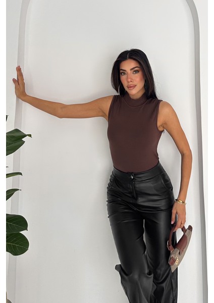 Kadın Kolsuz Boğazlı Basic Body – Sleek Core fırsatları