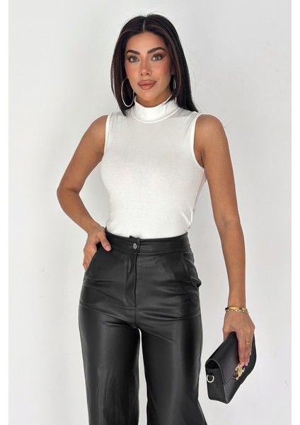 Kadın Kolsuz Boğazlı Basic Body – Sleek Core