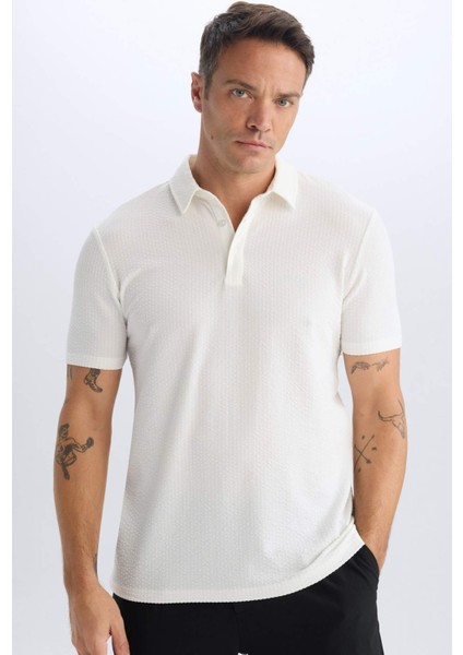Slim Fit Dar Kesim Polo Yaka Pamuklu Kısa Kollu Tişört