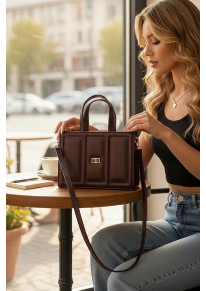 Kadın Kahverengi Peluş Charm Hediyeli Suni Deri Kadın El/omuz Çantası fiyatları