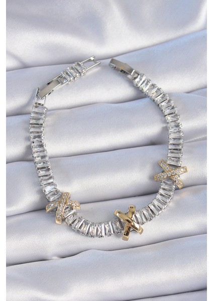 Pirinç Gümüş Renk Taşlı Su Yolu Vi̇p Seri Kadın Bileklik