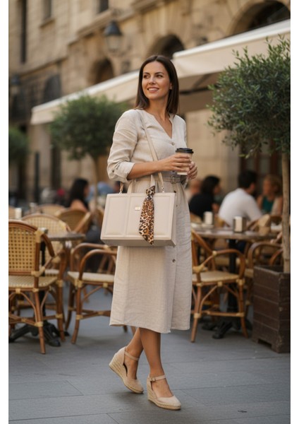 Kadın Vizon Fular Detaylı El-Omuz Çanta Şık ve Modern Tasarım