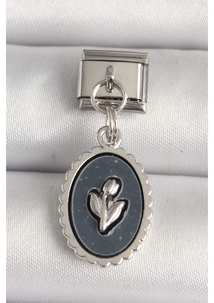 316L Çelik Gümüş Renk Çiçek Işlemeli Siyah Portre Nomination Charm