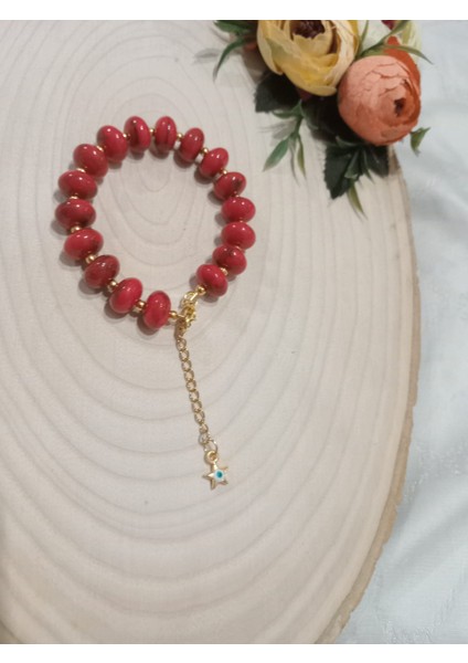 Kırmızı Bileklik modelleri