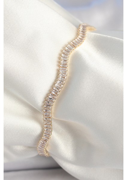 Pirinç Renk Su Yolu Zirkon Taşlı Kadın Bileklik