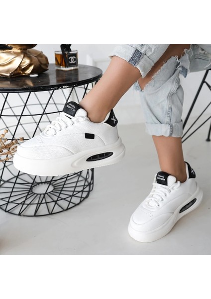 Drnds Chris Beyaz Cilt Siyah Detaylı Bağcıklı Spor Ayakkabı (Numara: 37) fırsatları