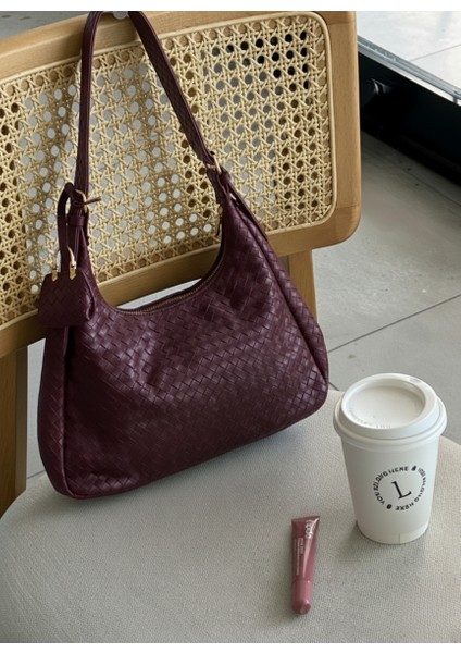 Bordo Örgü Model Çanta Charmlı El ve Omuz Çantası Botte Desen Orta